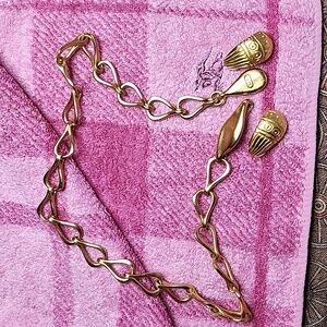 AK ANNE KLEIN set Vintage  necklace with clip-on earrings